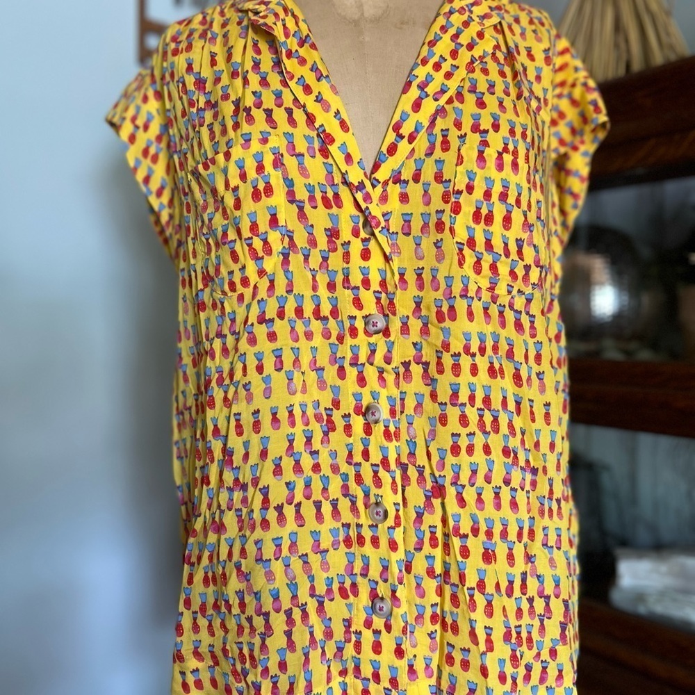 Anthropologie Maeve medium yellow water color watermelon short sleeve blouse